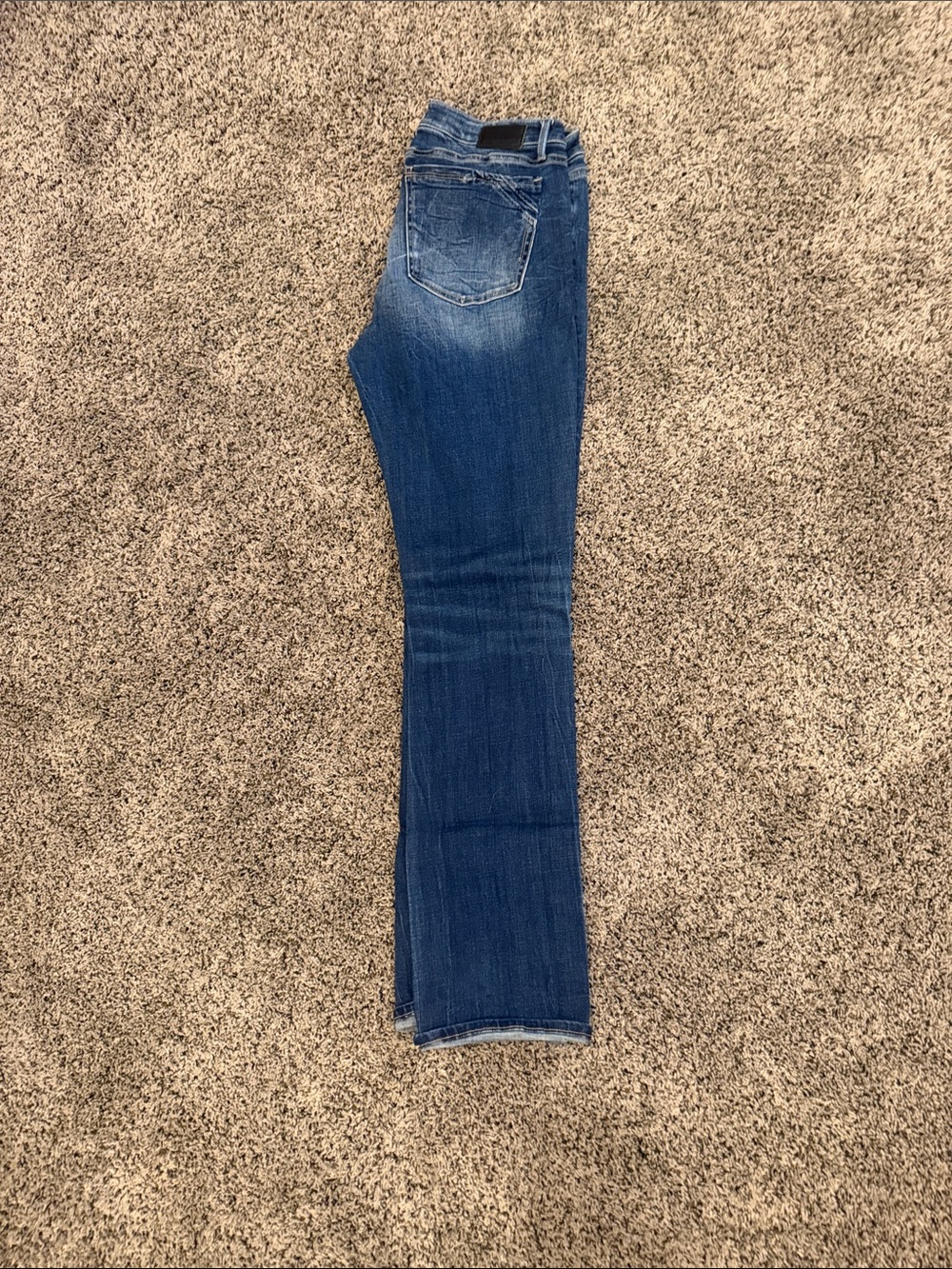 Buckle Women’s Boot Cut Jeans - Blue Wash